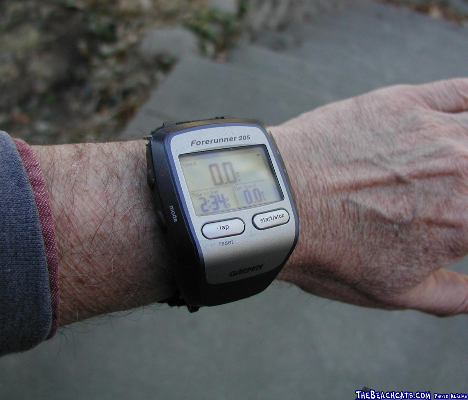 Garmin 205_size