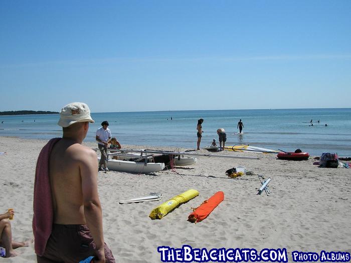 Mounting on the beach 1