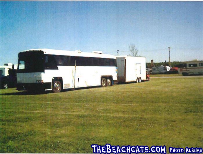 Coach&trailer_GrandBend