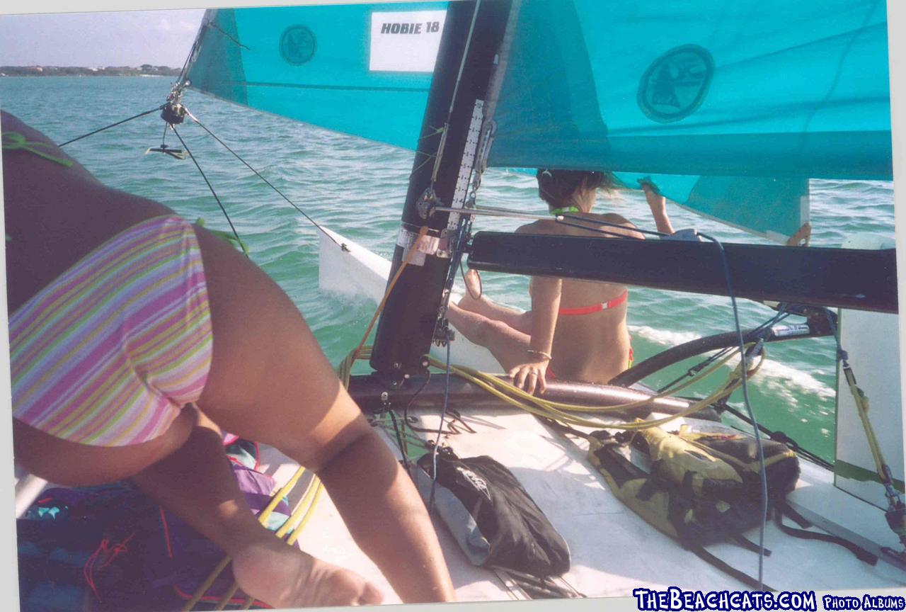 Girl Crew on HOBIE 18M Forward Hull