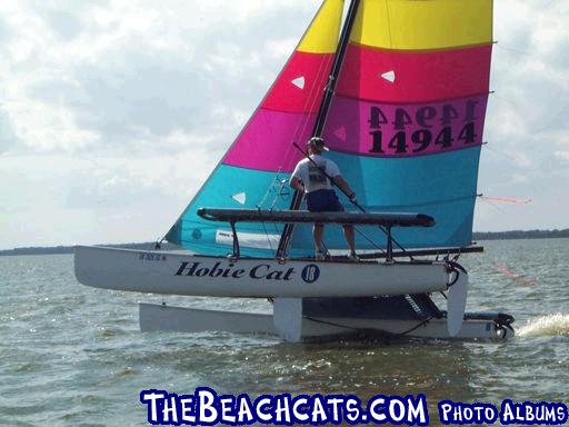 PAULs Hobie 18M FLYING HULL