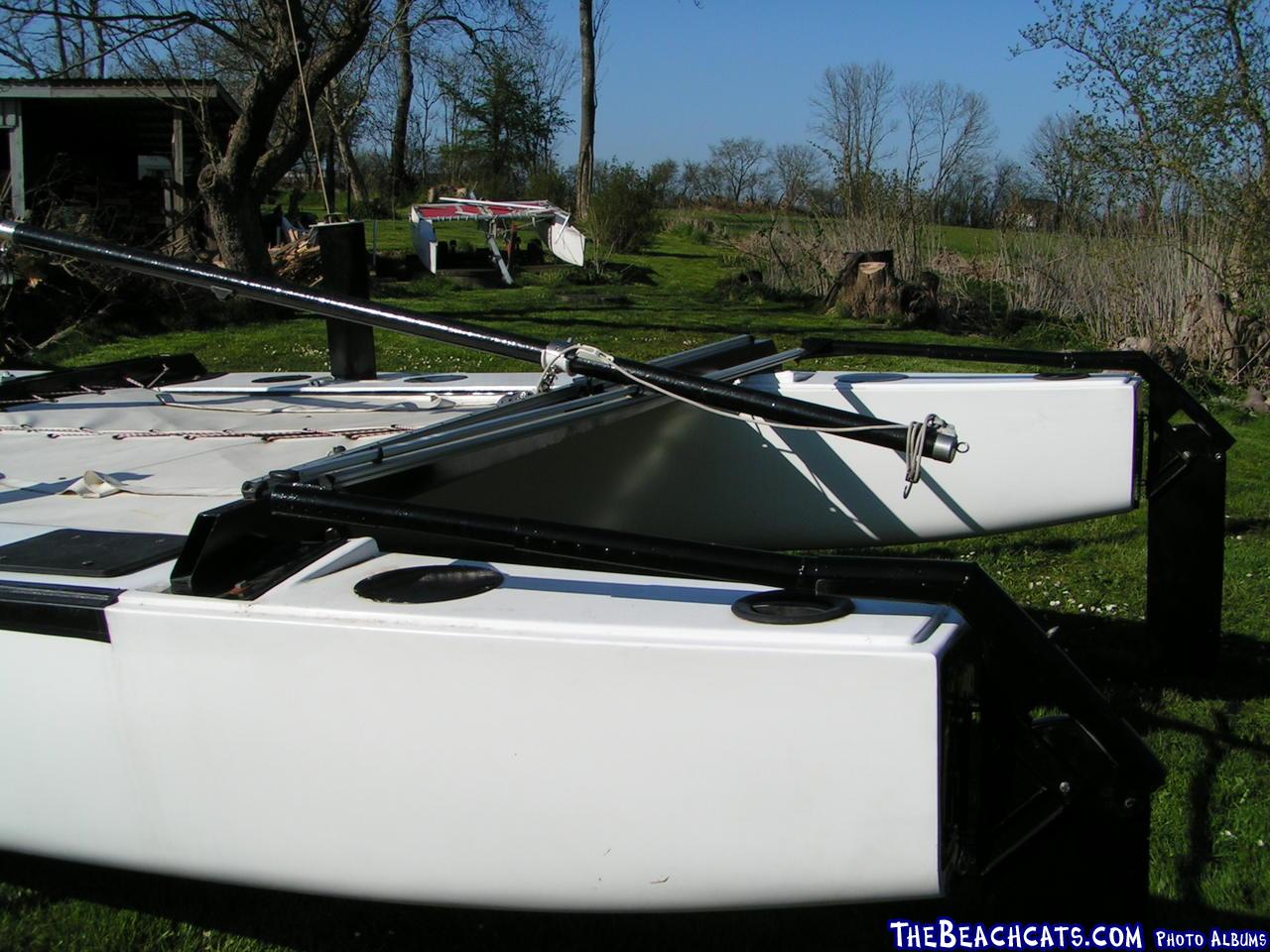 20 foot catamaran with Hobie mast and sails Please help identify