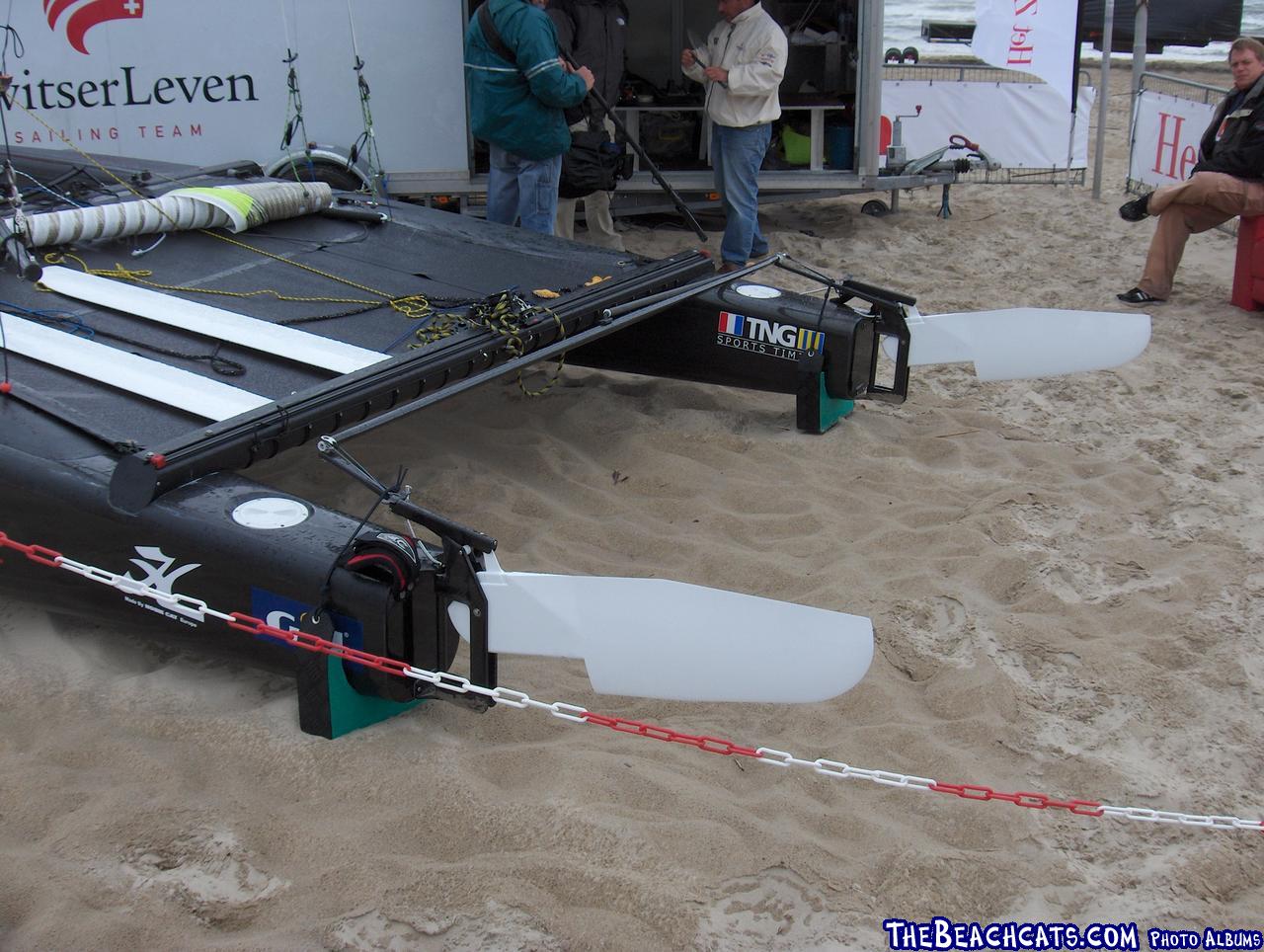 Its hard to tell from the pictures if its wider than the standard Hobie Fox.
