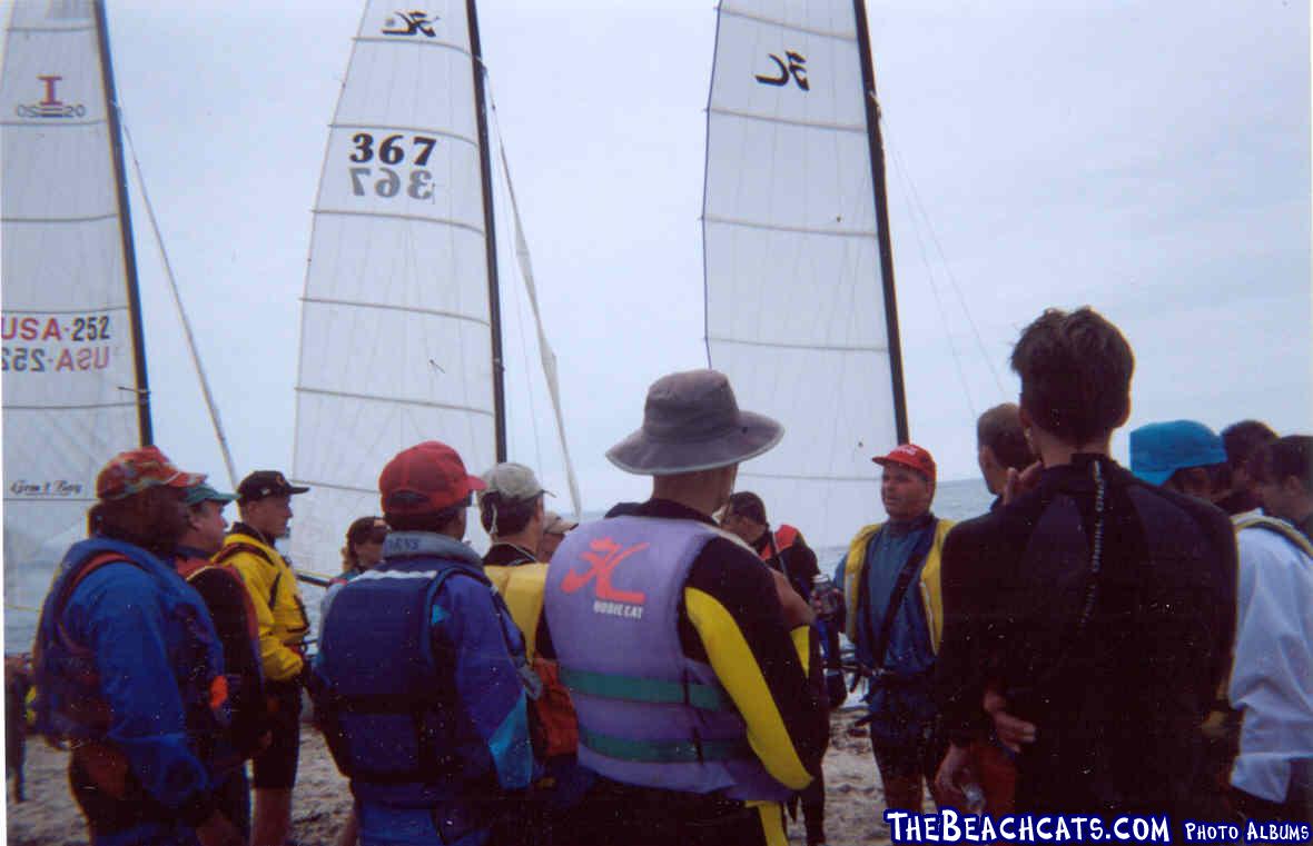 Skipper\'s Meeting, I.H. 2001