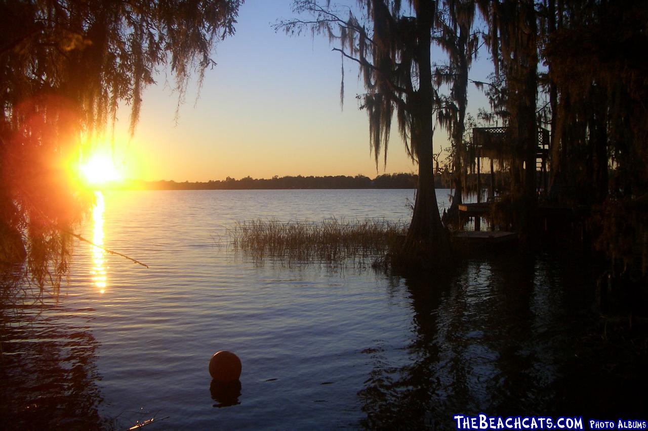 Sunsetting on Lake Thonotosassa