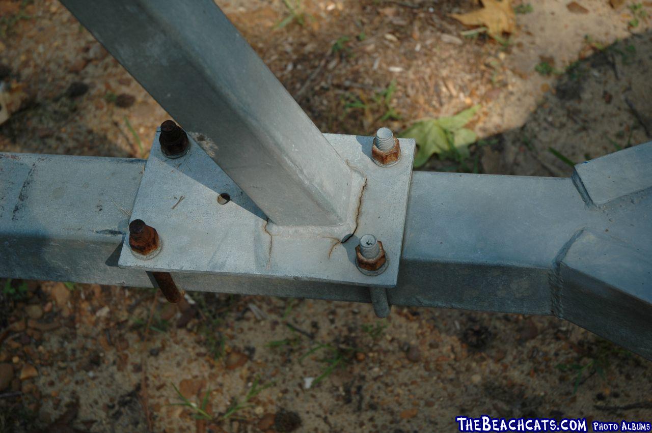 Cracks in Mast Stand