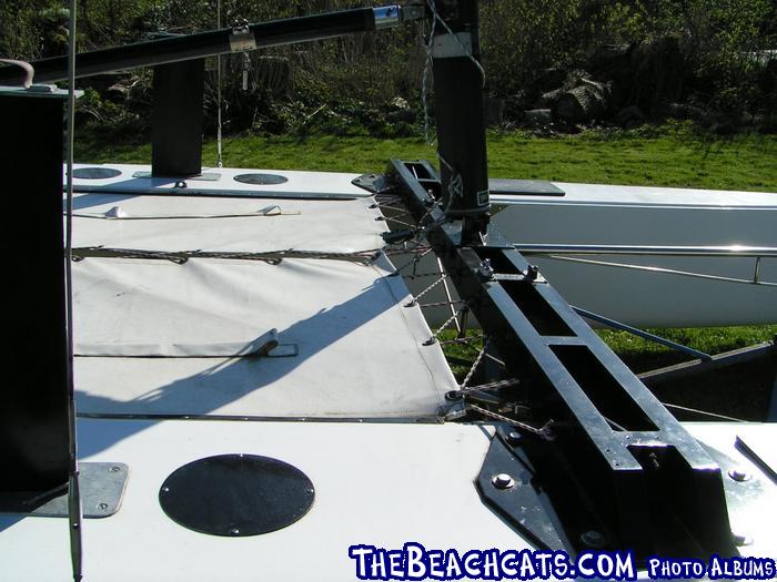 20 foot catamaran with Hobie mast and sails Please help identify