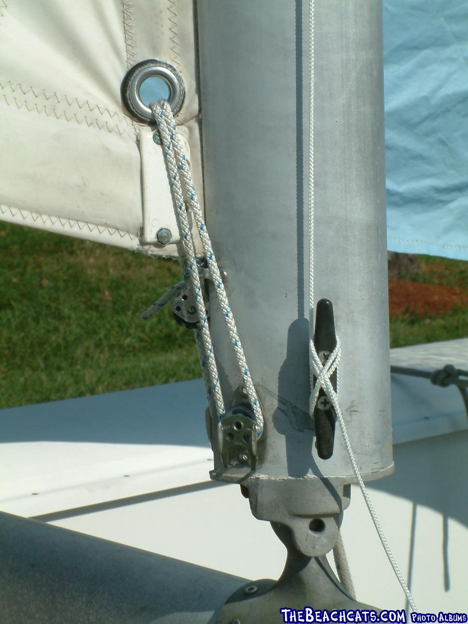 Downhaul close-up